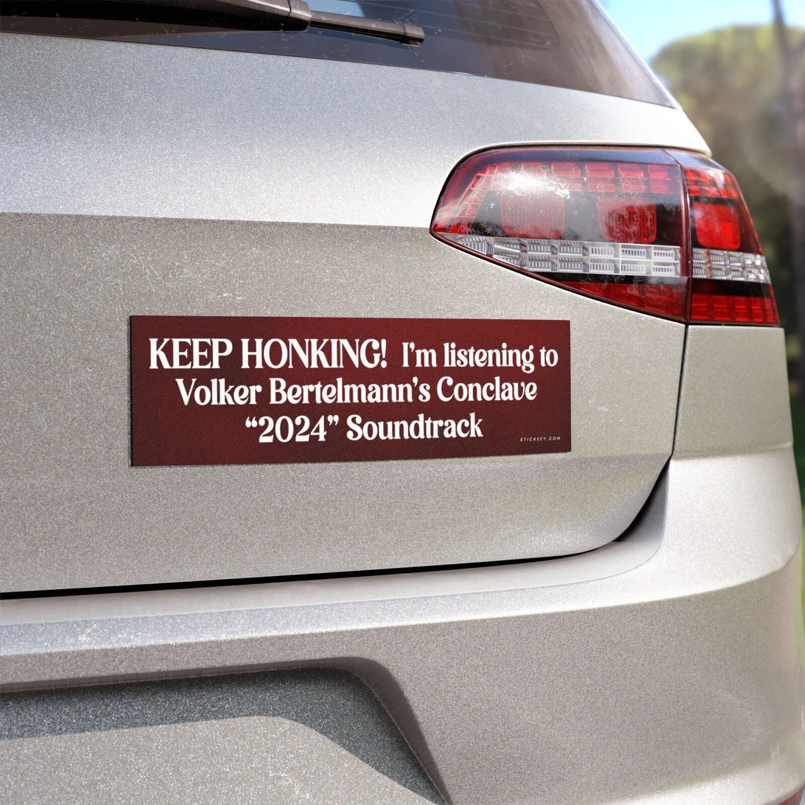 Keep Honking! I'm Listening To Volker Bertelmann's Conclave 2024 Soundtrack Magnet Sticker